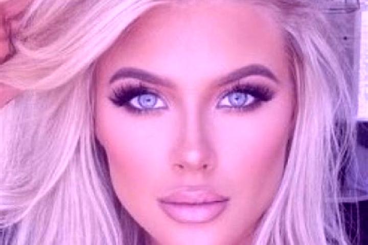 Aubrey, 27, a platinum blonde dark-eyed ebony companion based in Apriliana. Offering CIM, Fetish, Party Girl, Domination. Available for incall and outcall, d...