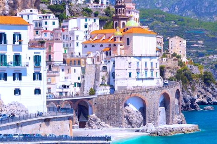 Aubrey, 27 — Escort in Gambara, Italy