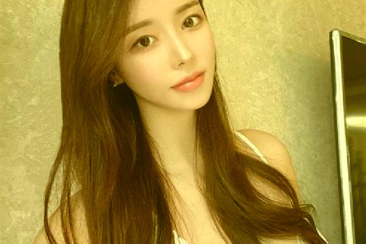Aubrey, 27 — Escort in Xiacang, China