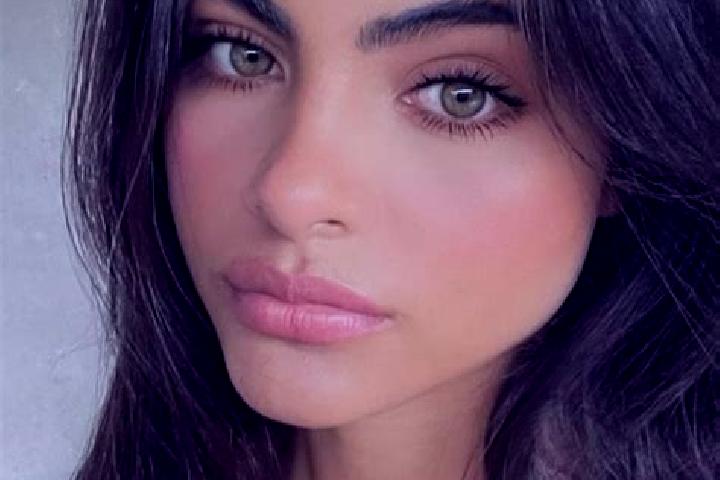 Aubrey, 28, a brunette green-eyed caucasian companion based in Akessemossou. Offering Tantra, Couples, Girlfriend Experience. Available for incall and outcal...