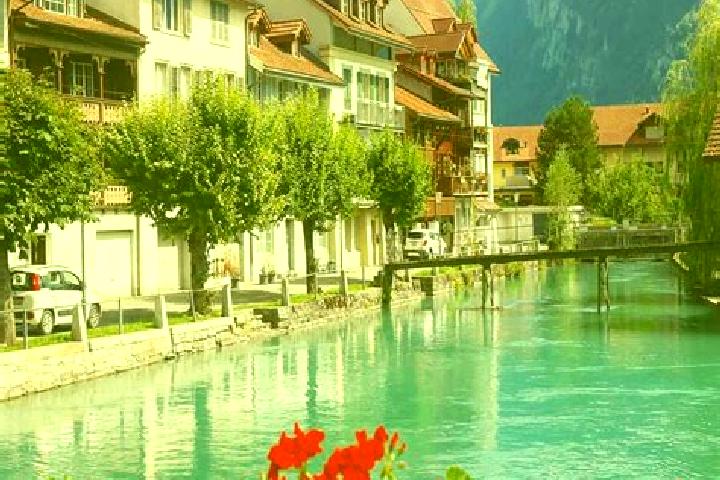 Aubrey, 28 — Escort in Kleinlutzel, Switzerland