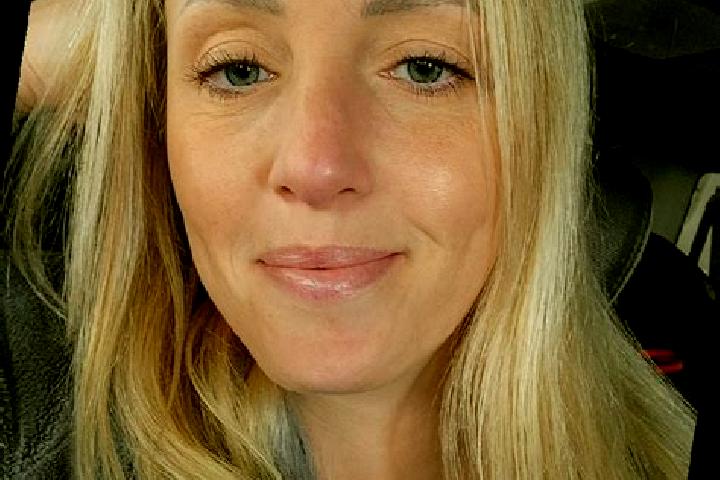 Aubrey, 28 — Escort in Simsbury Center, United States
