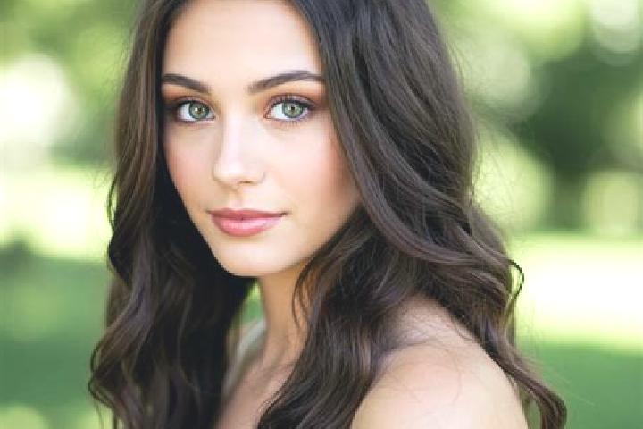 Aubrey, 29, a brunette hazel-eyed european companion based in Joseph. Offering Travel Companion, OWO, 69. Available for incall and outcall, day and evening d...