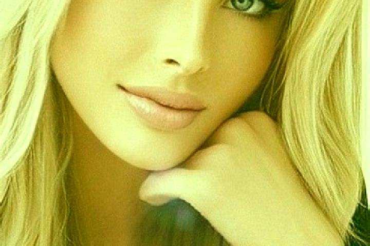 Aubrey, 29, a dark blonde blue-eyed caucasian companion based in Les Bulles. Offering Party Girl, Prostate Massage, Dinner Date, Duos. Available for incall a...