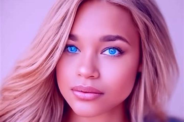 Aubrey, 29, a dark blonde blue-eyed latina companion based in Estanzuela de Romero. Offering 69, GFE, Fetish, Erotic Massage. Available for incall and outcal...
