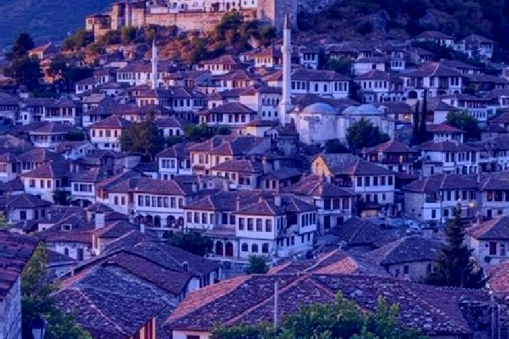 Aubrey, 29 — Escort in Clirim, Albania