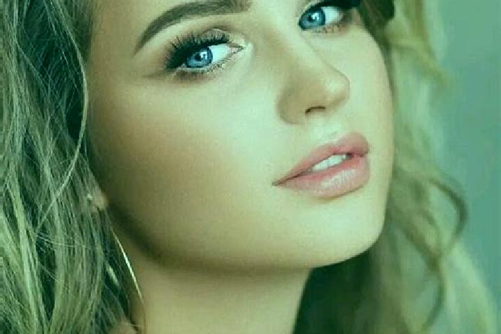 Aubrey, 30, a dark blonde blue-eyed ebony companion based in Leskovik. Offering CIM, Tantra, Striptease. Available for incall and outcall, day and evening da...