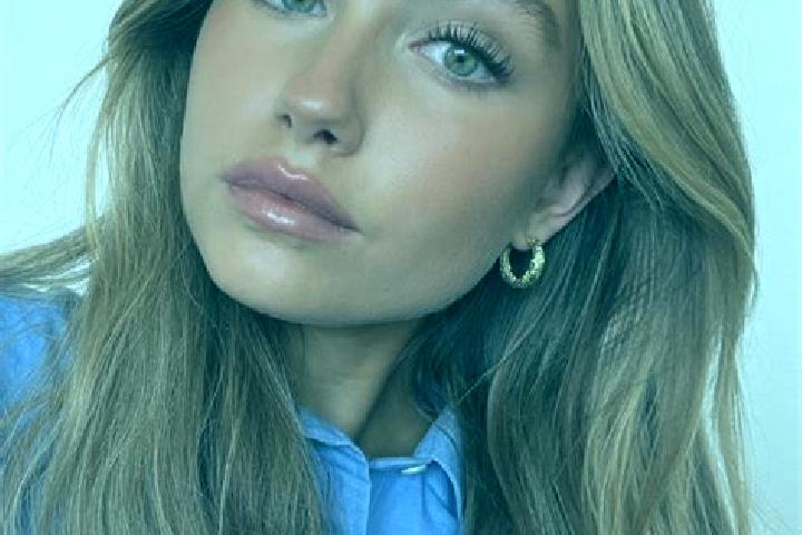 Aubrey, 30, a dark blonde green-eyed ebony companion based in Betafo. Offering Dinner Date, Girlfriend Experience, Travel Companion. Available for incall and...