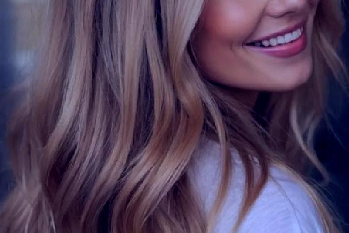 Aubrey, 30, a dark blonde hazel-eyed slavic companion based in Roaix. Offering Striptease, CIM, Erotic Massage, Prostate Massage, Girlfriend Experience. Avai...