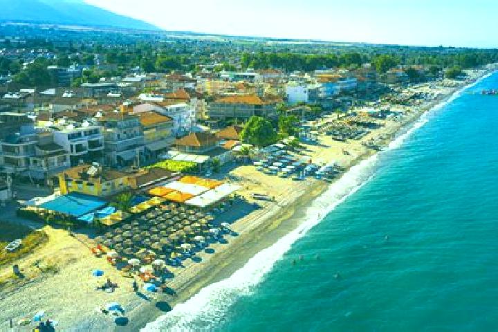 Aubrey, 30 — Escort in Paralia Ofryniou, Greece