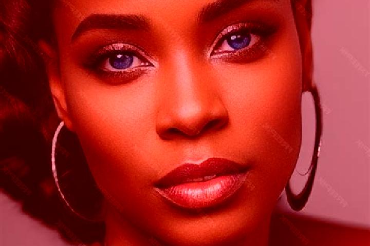 Aubrey, 31, a auburn blue-eyed ebony companion based in Se. Offering OWO, Overnight. Available for incall and outcall, day and evening dates.