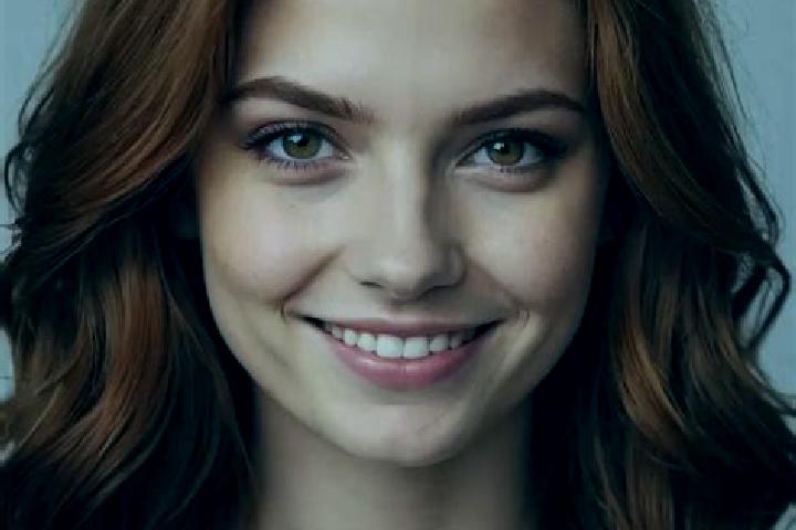Aubrey, 31, a auburn hazel-eyed european companion based in Teploye. Offering Duos, Tantra. Available for incall and outcall, overnight bookings available.