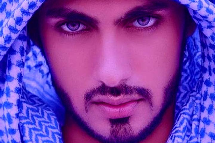 Aubrey, 31, a red dark-eyed middle eastern companion based in Champigne. Offering Dinner Date, Erotic Massage, Girlfriend Experience, OWO, Overnight. Availab...