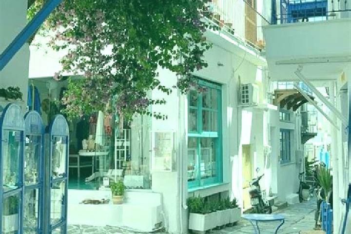 Aubrey, 31 — Escort in Krokees, Greece