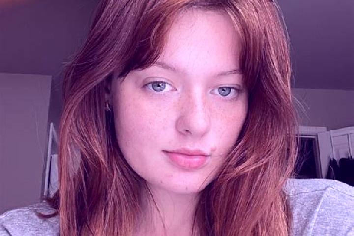 Aubrey, 32, a auburn hazel-eyed slavic companion based in Labuerda. Offering 69, Tantra, Prostate Massage. Available for incall and outcall, overnight bookin...