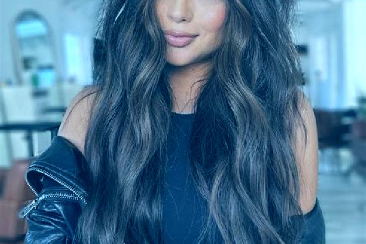 Aubrey, 32, a brunette dark-eyed mixed companion based in Oberhart. Offering 69, Massage, Tantra, Overnight, Striptease. Available for incall and outcall, ov...