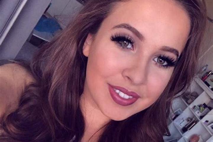 Aubrey, 32, a brunette grey-eyed slavic companion based in Uzice. Offering Striptease, Roleplay, Girlfriend Experience. Available for incall and outcall, ove...