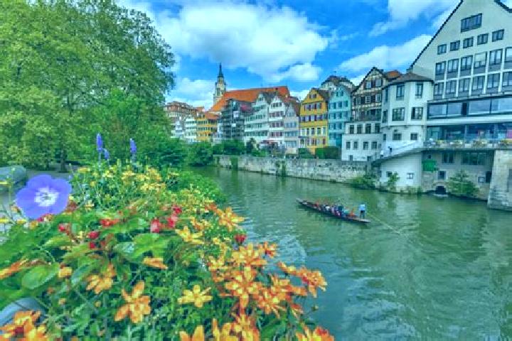 Aubrey, 32 — Escort in Altbach, Germany