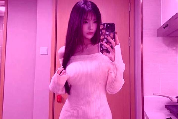 Aubrey, 32 — Escort in China, Japan