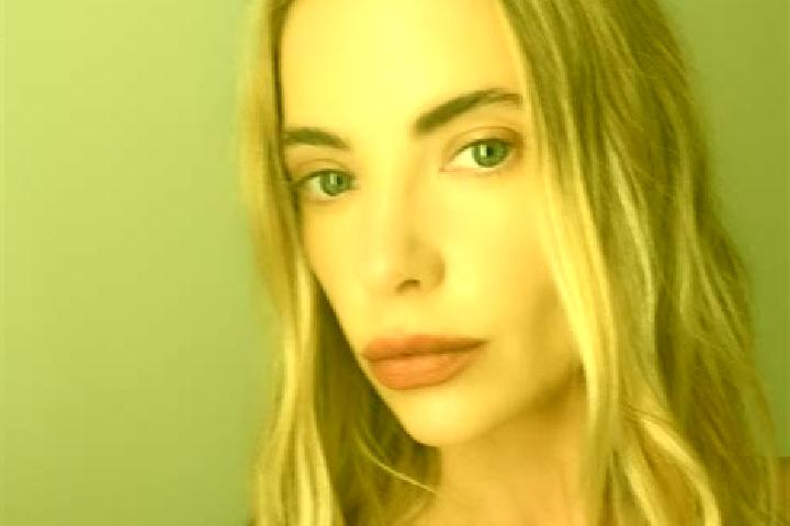 Aubrey, 32 — Escort in Newnham, Australia