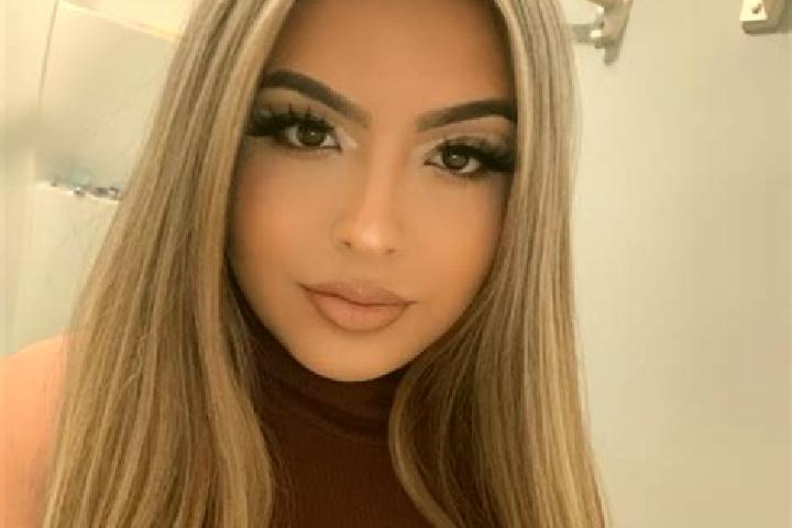Aubrey, 33, a blonde amber-eyed latina companion based in Ciervo Petiso. Offering OWO, Overnight, Striptease. Available for incall and outcall, day and eveni...