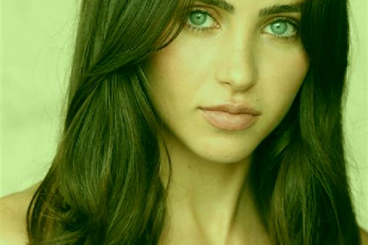 Aubrey, 33, a brunette hazel-eyed mediterranean companion based in Jaromer. Offering 69, CIM. Available for incall and outcall, day and evening dates.