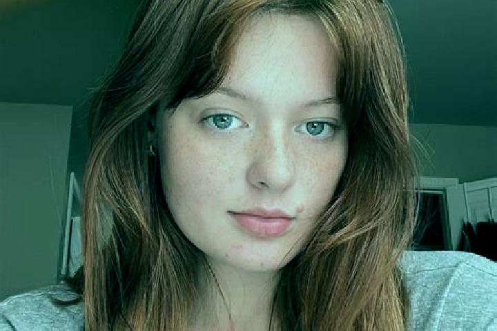 Aubrey, 33, a red grey-eyed caucasian companion based in Totolmajac. Offering A-Level, Erotic Massage, Overnight. Available for incall and outcall, day and e...