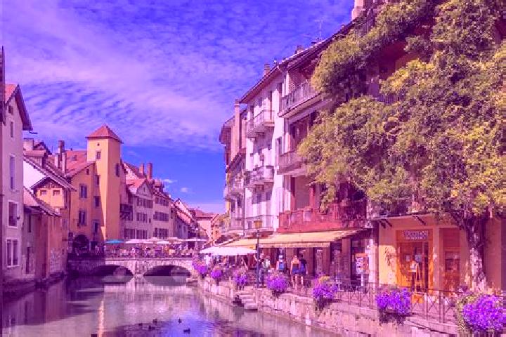 Aubrey, 33 — Escort in Genis, France