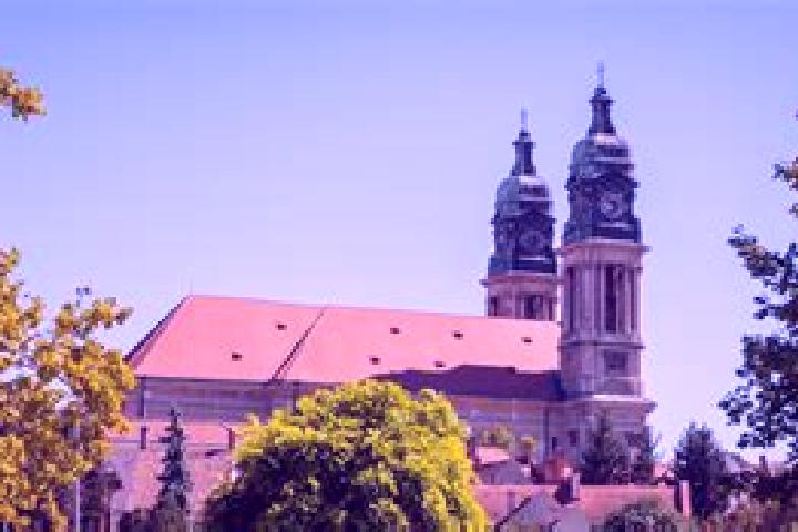 Aubrey, 33 — Escort in Szentkiralyszabadja, Hungary