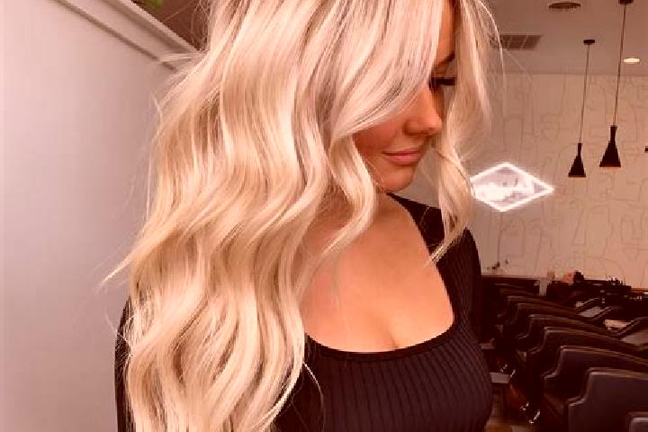 Aubrey, 34, a platinum blonde amber-eyed ebony companion based in Vllahine. Offering Massage, Duos, Couples. Available for incall and outcall, day and evenin...