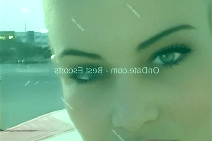 Aubrey, 34 — Escort in Bairdford, United States