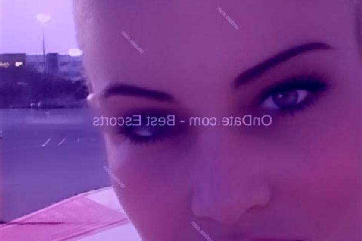 Aubrey, 34 — Escort in Holzappel, Germany