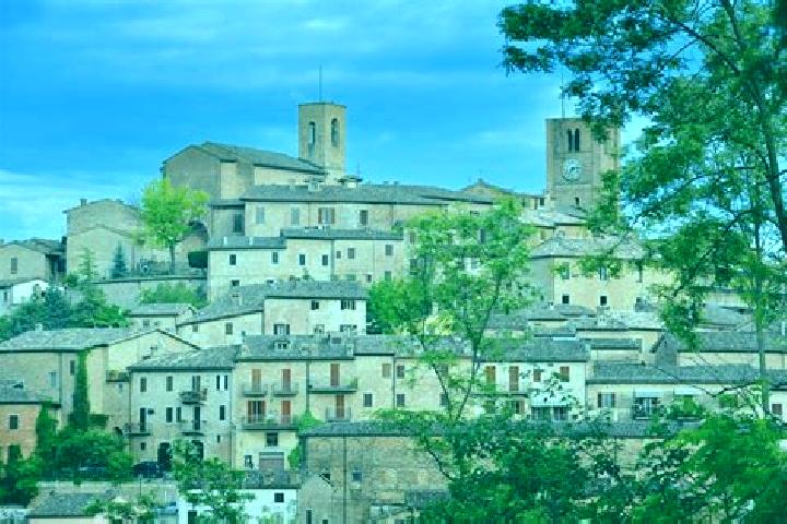 Aubrey, 34 — Escort in Montedinove, Italy