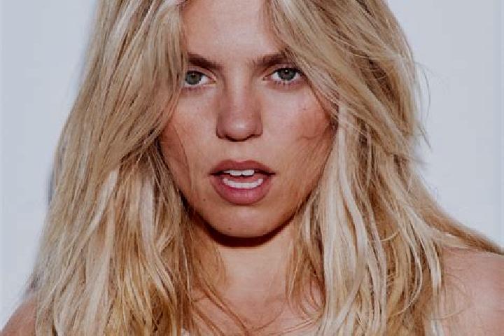 Aubrey, 34 — Escort in Rosemont, Canada