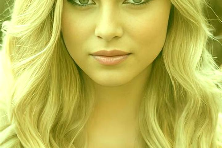 Aubrey, 35, a blonde amber-eyed european companion based in Kabrai. Offering Party Girl, Overnight, Deep French Kissing, A-Level. Available for incall and ou...
