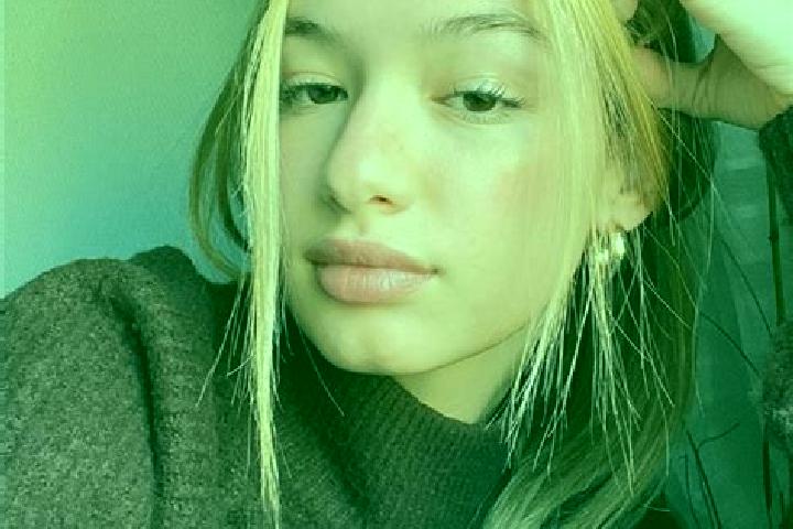Aubrey, 35, a blonde brown-eyed indian companion based in Kolham. Offering Fetish, Duos, Deep French Kissing. Available for incall and outcall, overnight boo...