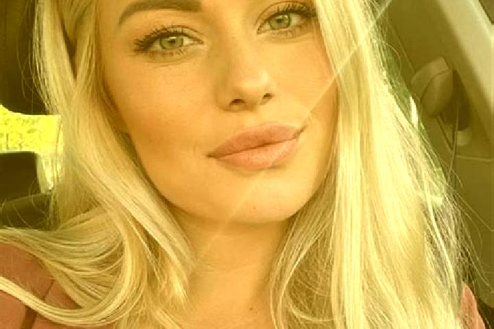 Aubrey, 36, a blonde hazel-eyed caucasian companion based in Queue-du-Bois. Offering Tantra, BDSM, Erotic Massage. Available for incall and outcall, day and ...