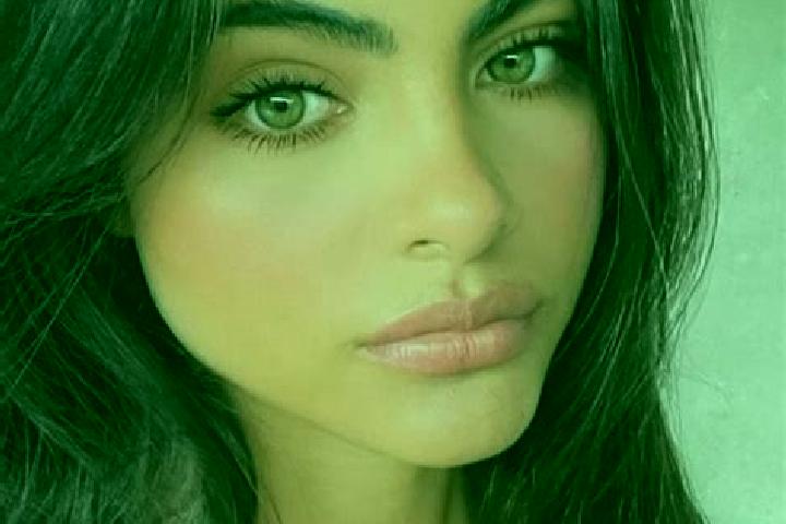 Aubrey, 36, a dark blonde hazel-eyed caucasian companion based in Villar de Peralonso. Offering Party Girl, 69, Girlfriend Experience, Travel Companion. Avai...