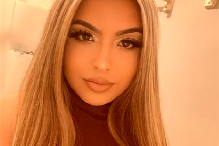 Aubrey, 36, a red blue-eyed mixed companion based in Imamli. Offering Deep French Kissing, Prostate Massage, Duos. Available for incall and outcall, day and ...