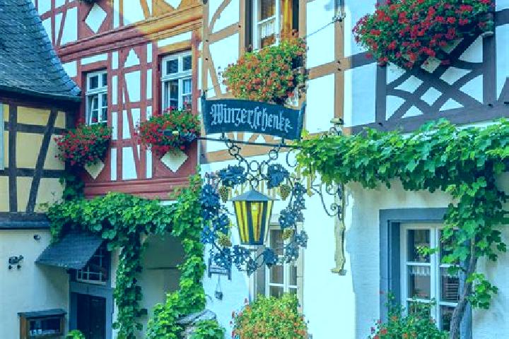 Aubrey, 36 — Escort in Mogglingen, Germany