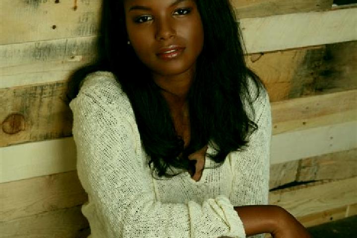 Aubrey, 37, a black dark-eyed ebony companion based in Bjerringbro. Offering 69, Fetish, Tantra, Party Girl. Available for incall and outcall, overnight book...
