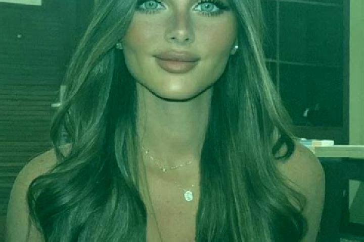 Aubrey, 37, a brunette dark-eyed mixed companion based in Rensselaer. Offering Overnight, BDSM, Girlfriend Experience, Erotic Massage. Available for incall a...