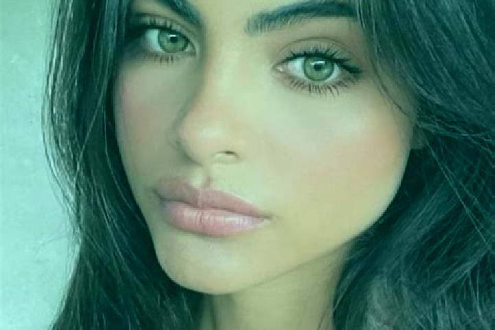Aubrey, 37, a brunette green-eyed indian companion based in Bogoran. Offering Overnight, CIM, Party Girl. Available for incall and outcall, overnight booking...