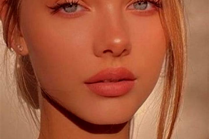 Aubrey, 37, a dark blonde blue-eyed ebony companion based in Longtoushan. Offering CIM, Girlfriend Experience, Travel Companion, Duos, Couples. Available for...