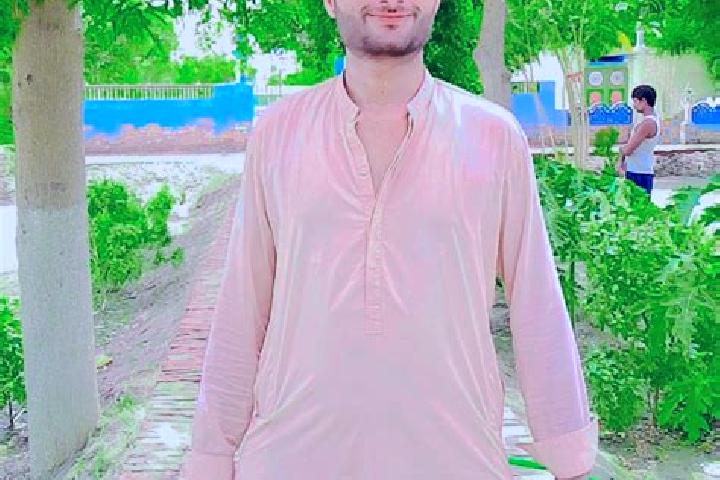 Aubrey, 37 — Escort in Dera Allahyar, Pakistan