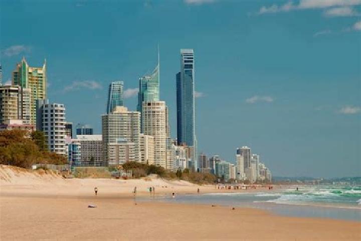 Aubrey, 37 — Escort in Main Beach, Australia