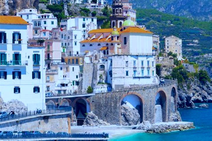 Aubrey, 37 — Escort in Sant Elena, Italy