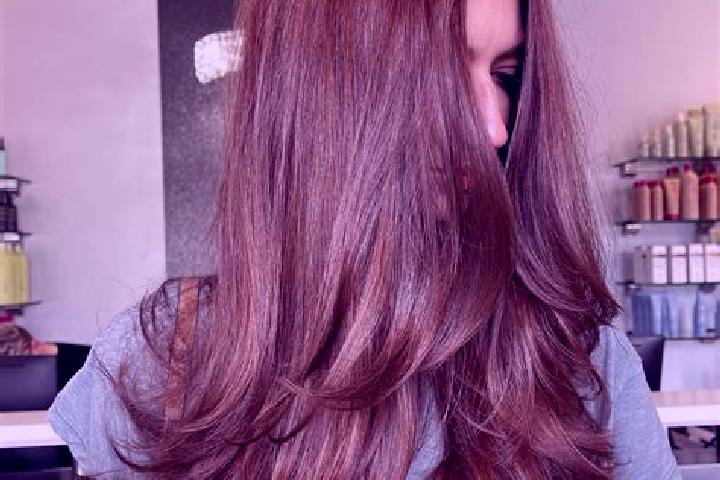 Aubrey, 38, a chestnut brown-eyed slavic companion based in Jiehu. Offering Couples, Tantra, Overnight. Available for incall and outcall, day and evening dates.