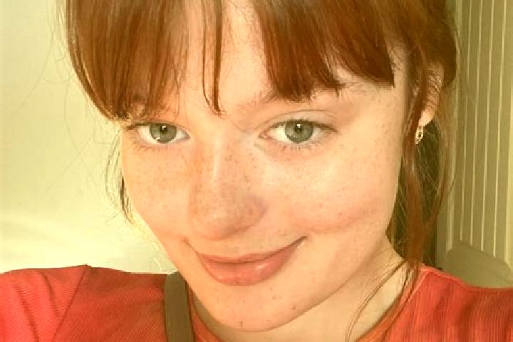 Aubrey, 38, a red blue-eyed mediterranean companion based in Merendree. Offering BDSM, Fetish, Overnight. Available for incall and outcall, day and evening d...