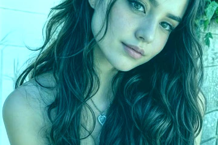Aubrey, 39, a brunette hazel-eyed middle eastern companion based in Alvik. Offering Party Girl, GFE, Erotic Massage, 69. Available for incall and outcall, ov...